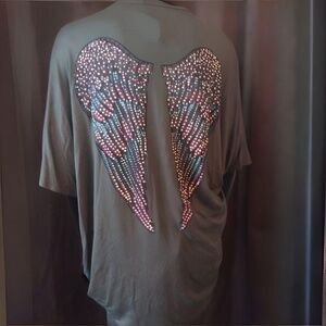 Vocal studded embellished angel wing kimono style top, size M